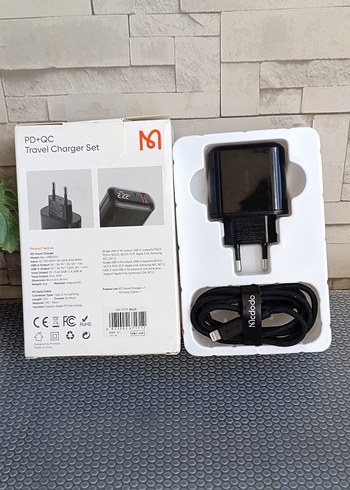 Mcdodo PD+QC Ekranlı Seyahat Şarj Seti - Görsel 4