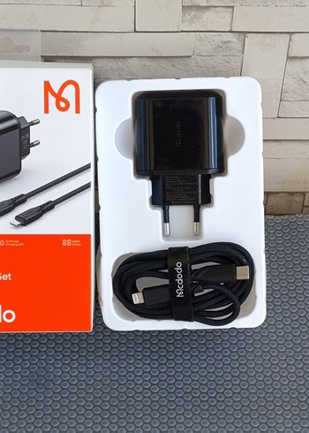 Mcdodo PD+QC Ekranlı Seyahat Şarj Seti - Görsel 11