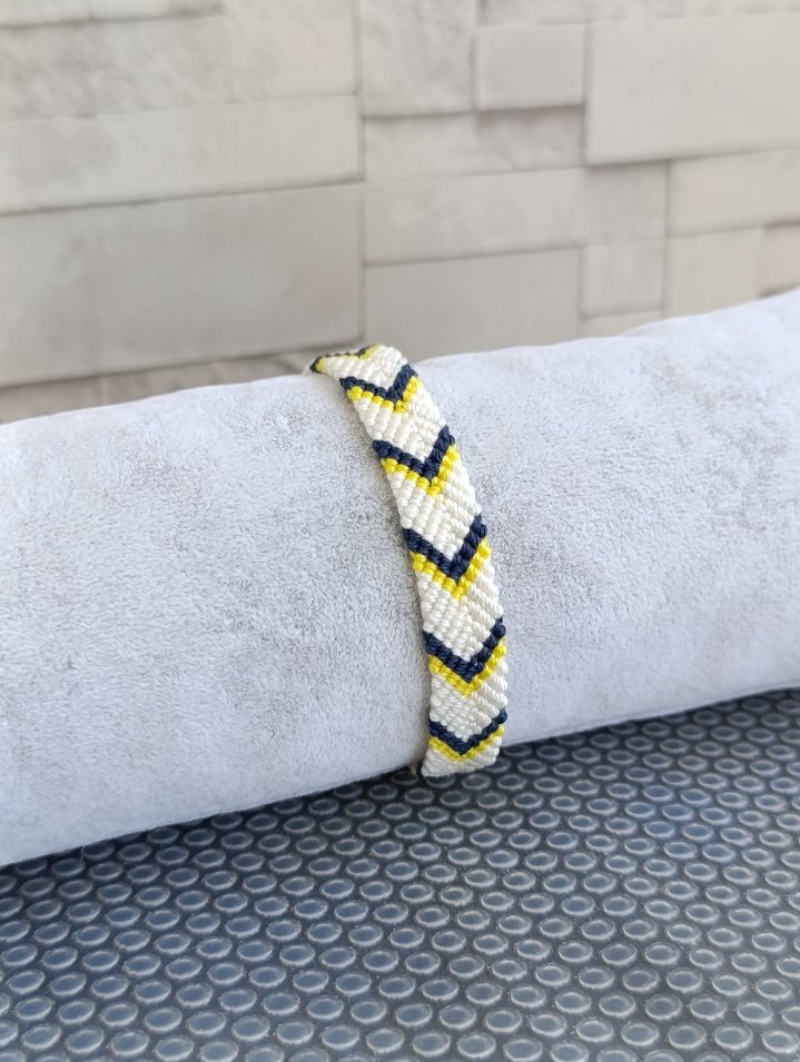 Harika bir İşçilikle Örülen FENERBAHÇE Bileklik - Görsel 3