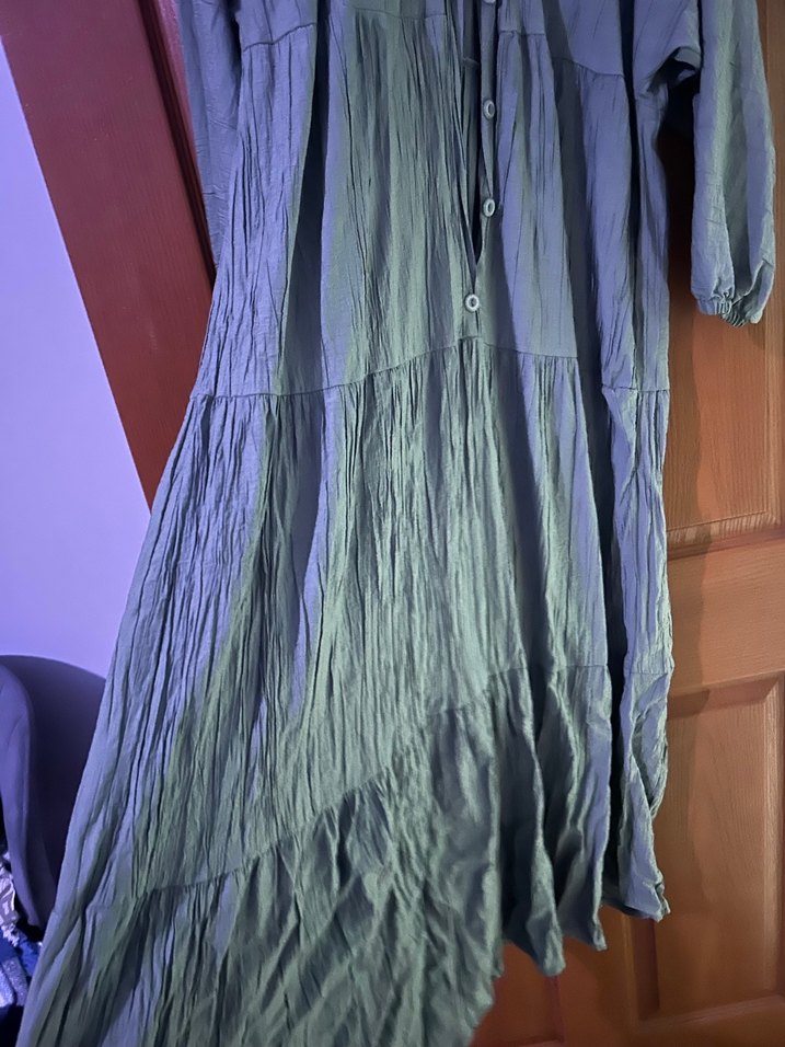 Düğmeli Uzun Yeşil Rahat elbise - Görsel 3