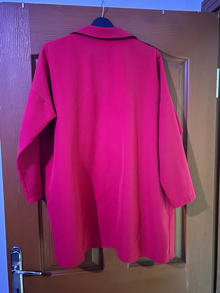 Kırmızı Düğmeli Salaş Midi Kadın Gömlek - Görsel 2