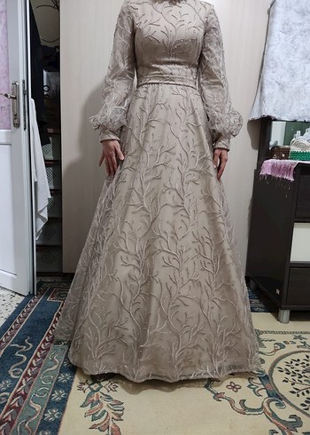 Nakışlı Uzun Kollu Nişan Elbisesi - Görsel 2