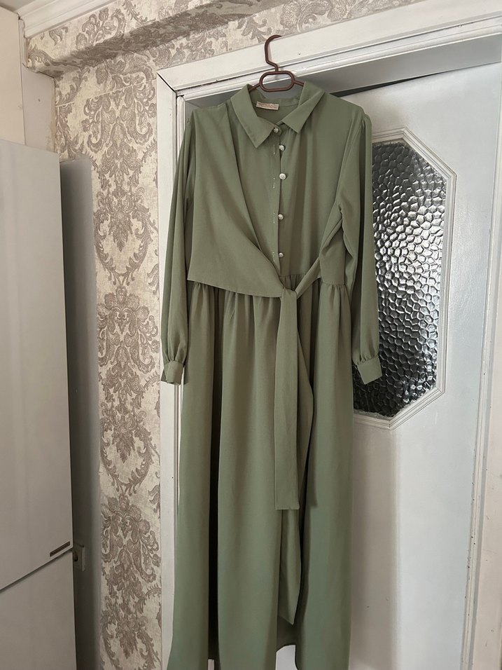 Düğmeli, Yakalı, Salaş Kesim Uzun Şifon Elbise - Görsel 2