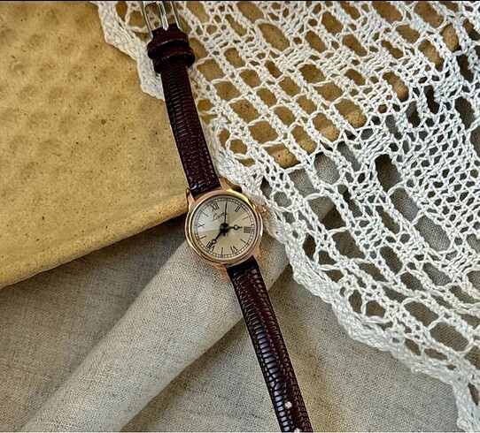 Retro saat