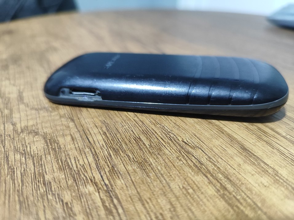 Samsung tuşlu asker telefonu - Görsel 3