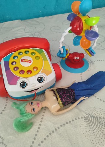 Renkli Oyuncak Telefon ve Bebek Seti