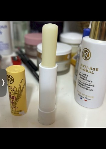 Yves Rocher Yves Rocher Vanilyalı Dudak Balmı