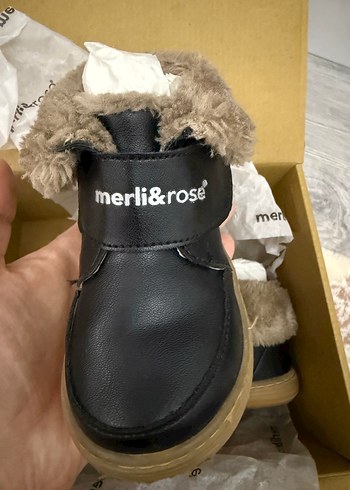 Kız Çocuk Kahverengi Tüylü Deri  Bot - Görsel 2