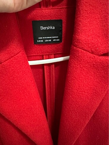 xs Beden Bershka kaban