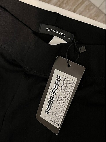 m Beden TRENDYOL siyah tayt pantolon - 38 beden