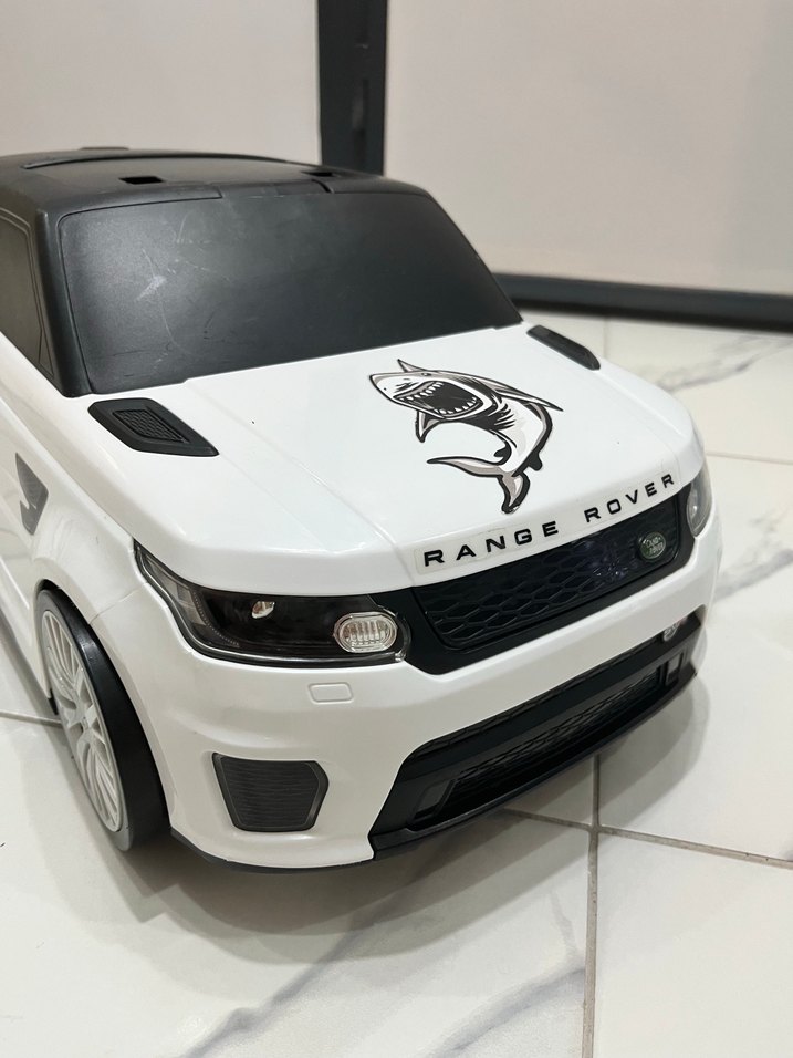 Beyaz Oyuncak Araba Çocuk Valizi - Görsel 2