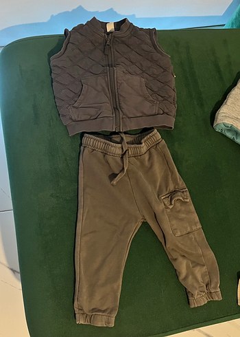 Gri Erkek Bebek Kapitone Yelek ve Pantolon Takımı