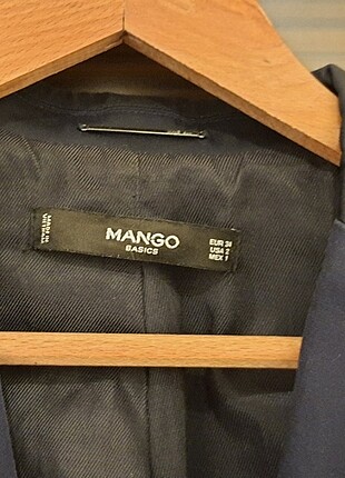 Mango Mango sıfır ayarında blazer ceket