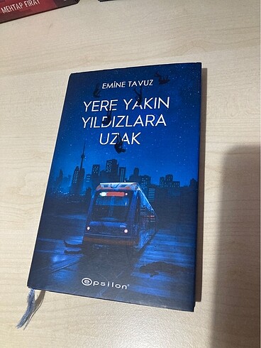 Yere Yakın Yıldızlara Uzak-Emine Tavuz