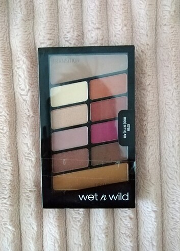 Wet n wild far paleti