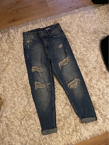 m Beden mavi Renk High rise Zara jean