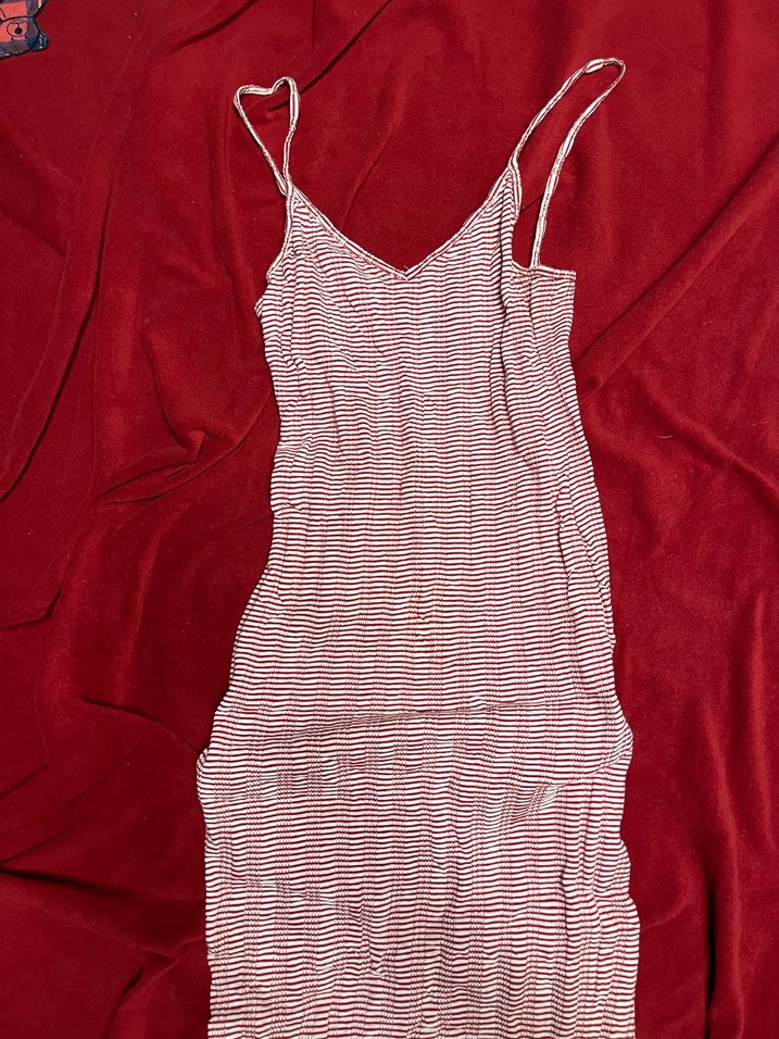 Pull and bear yırtmaçlı elbise - Görsel 2