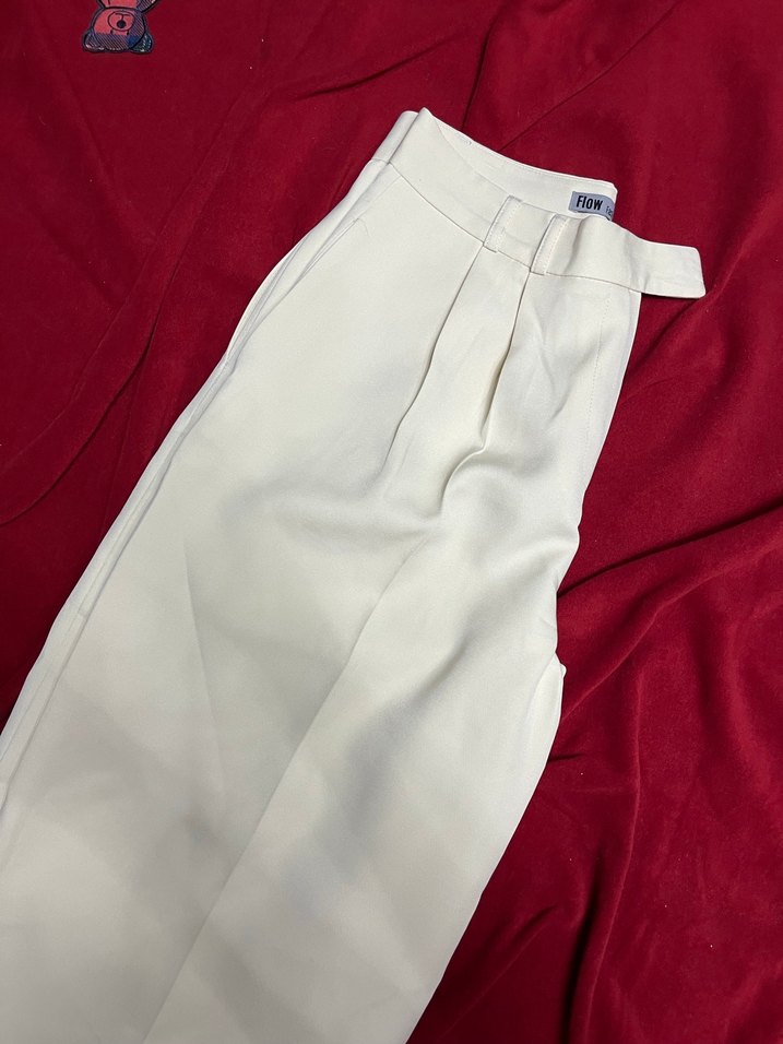 Krem Pilili Kadın Kumaş Pantolon - Görsel 2