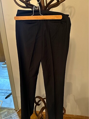 42 Beden siyah Renk Kumaş pantalon