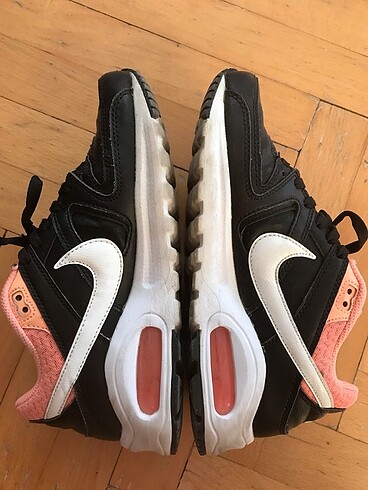37,5 Beden Nike Spor Ayakkabı