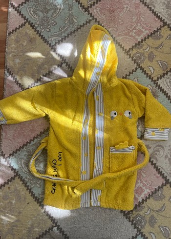 Sarı Kapüşonlu Erkek Çocuk Bornoz - Görsel 2