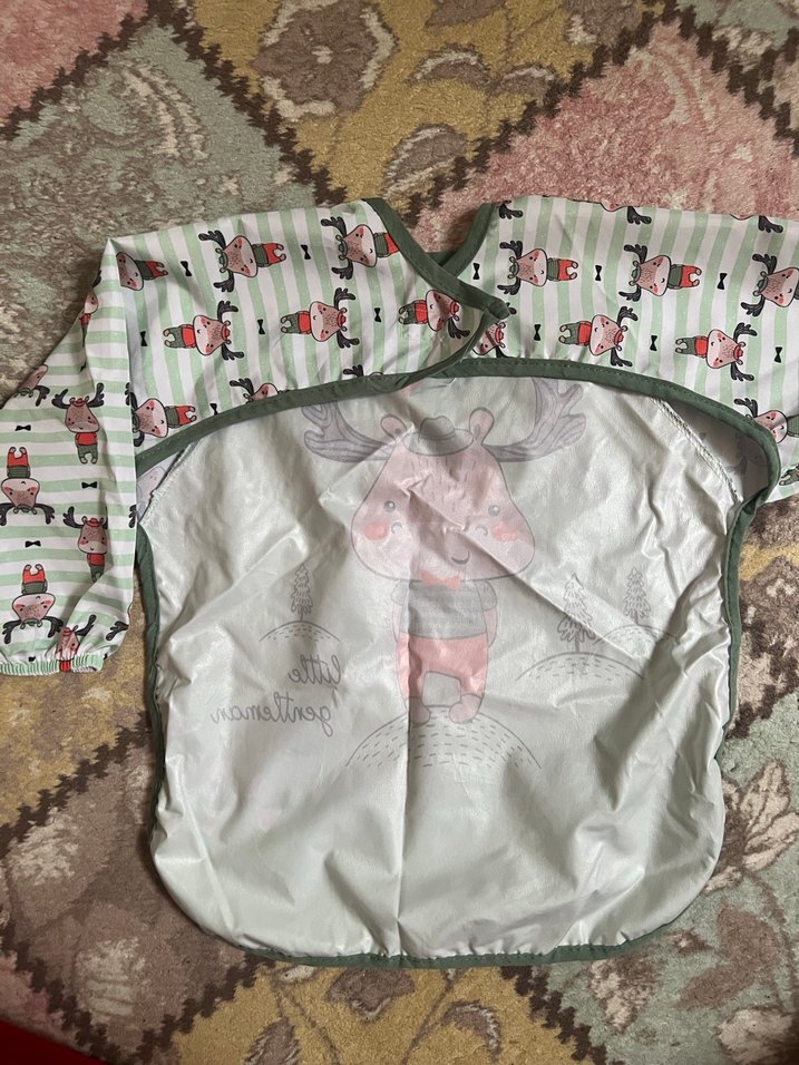 Beyaz Baskılı Bebek Önlüğü - Görsel 4