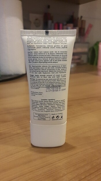 Diğer Luv İt Centella Blemish Krem
