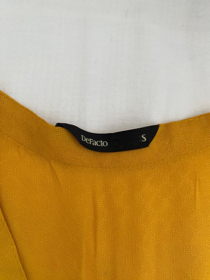 Düğmeli Sarı Kadın Gömlek - Görsel 2