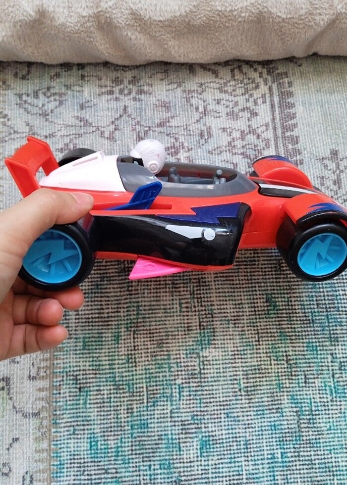 Hareketli araba - Görsel 2