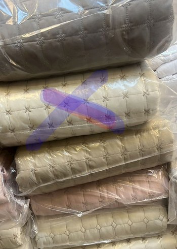 Dikişli Beyaz Yatak Örtüsü - Görsel 3