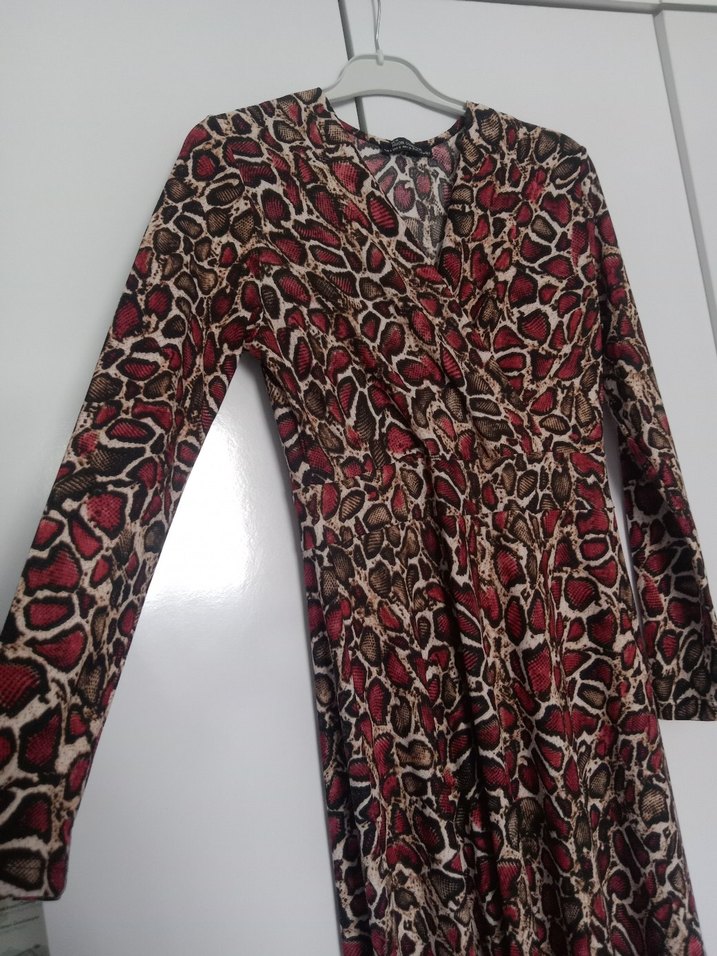 Bordo Yılan Desenli Uzun Kollu Uzun Elbise - Görsel 4