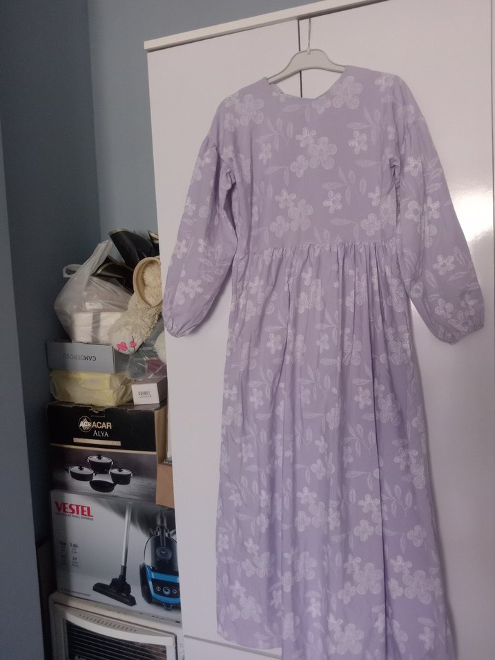 çiçekli yazlık lila elbise - Görsel 5