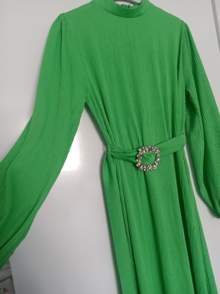 Diger Yeşil Pilili Uzun Kadın Elbise - Görsel 3