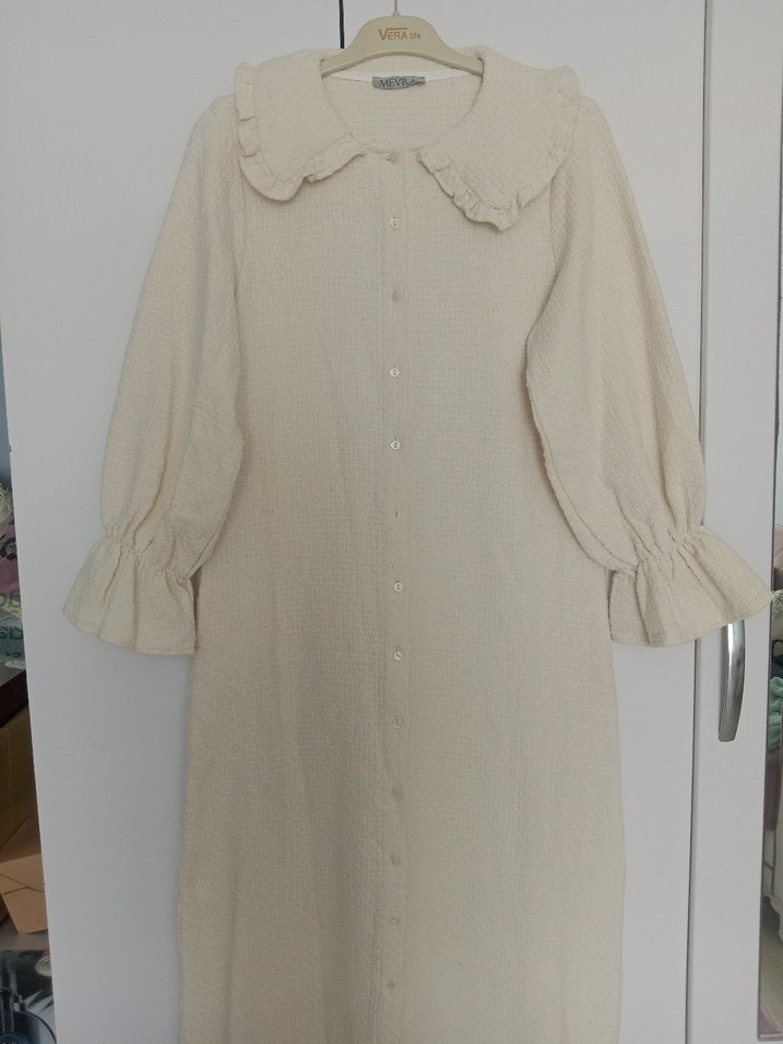 Düğmeli krem Uzun tüvit Elbise - Görsel 5