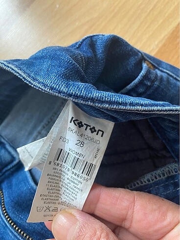28 Beden mavi Renk Kot pantolon