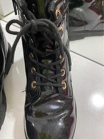 31 Beden siyah Renk H&M Kız çocuk Rugan Bot