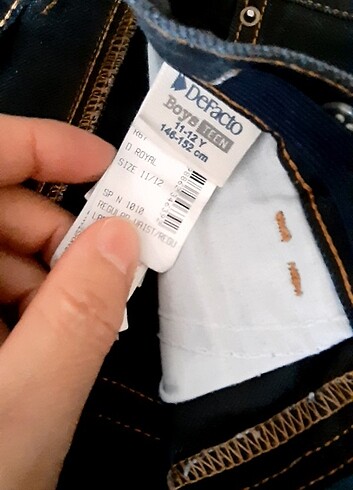 11-12 Yaş Beden Pantolon
