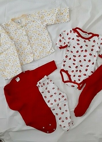 Toplu bebek kıyafeti