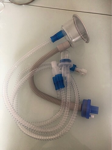 Ventilatör solunum aparatı