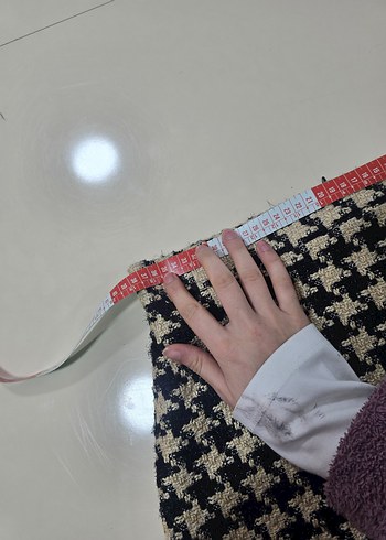 Ekose Desenli Kemerli Mini Etek - Görsel 4