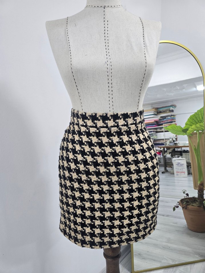 Ekose Desenli Kemerli Mini Etek - Görsel 2