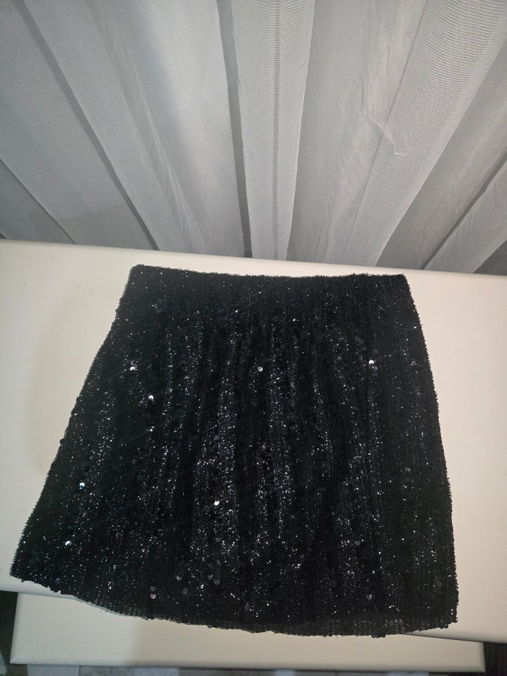 Payet İşlemeli Siyah Mini Etek - Görsel 2