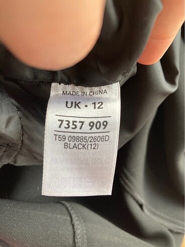 42 Beden siyah Renk Şık elbise