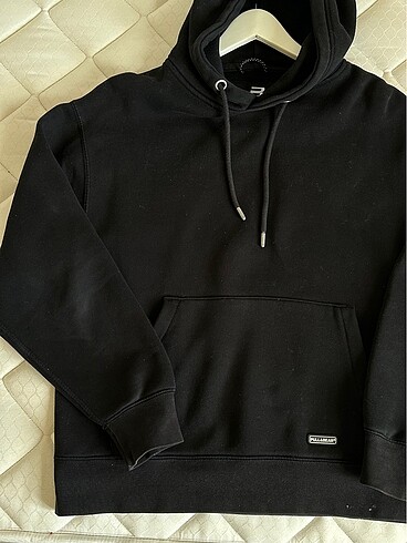 s Beden pull and bear sweatshirt