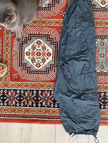 Stradivarius Paraşüt Pantolon - Görsel 2