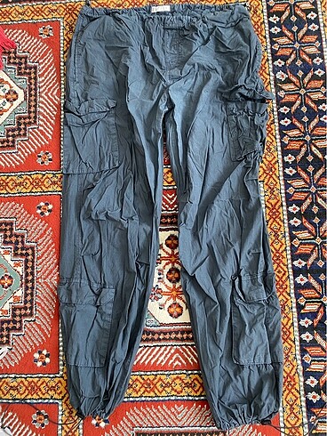 Stradivarius Paraşüt Pantolon - Görsel 3