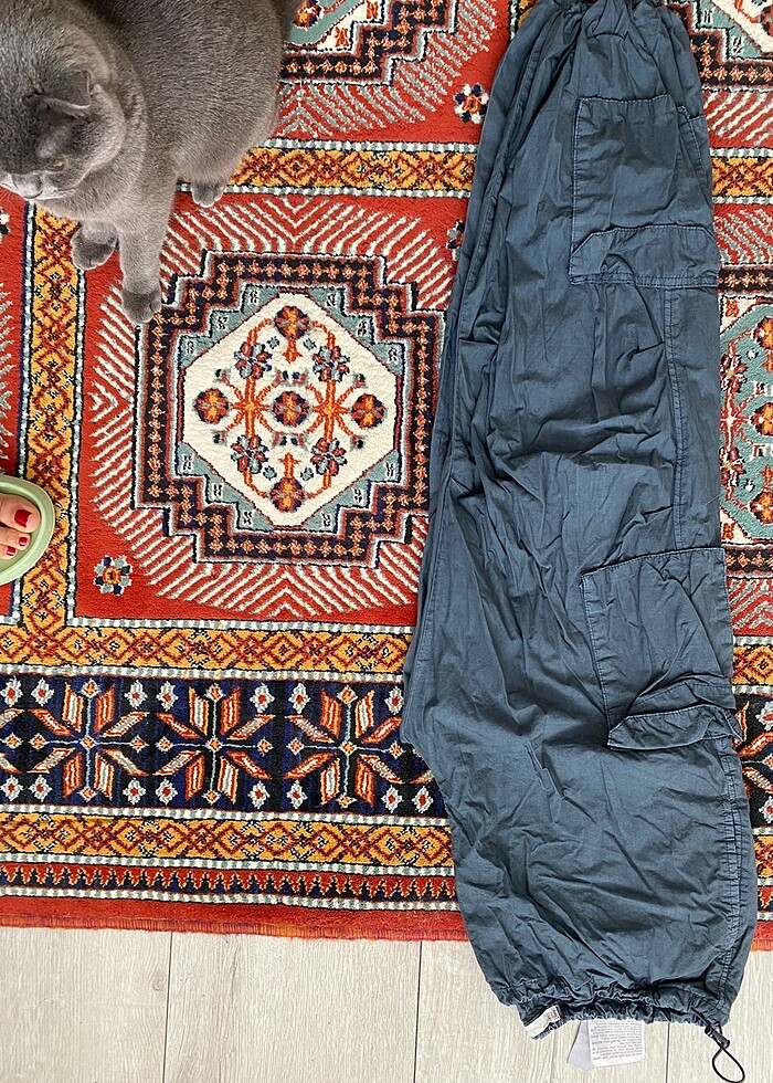 Stradivarius Paraşüt Pantolon - Görsel 2