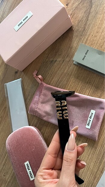Beden siyah Renk Miu miu güneş gözlüğü 09ys