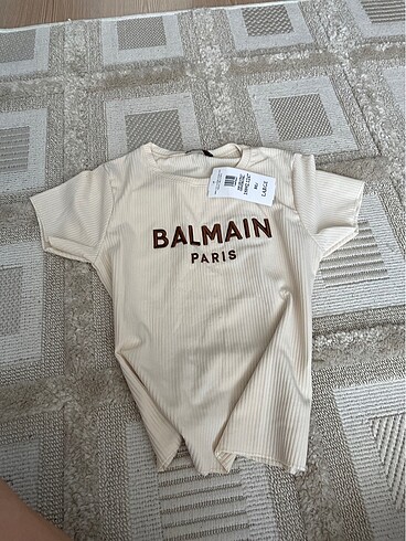 Trendyol & Milla Balmain Paris crop