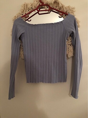 Lila Crop